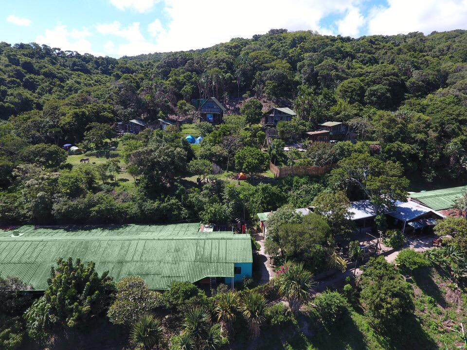 Amapondo Backpacker Lodge Port Saint Johnʼs Dış mekan fotoğraf